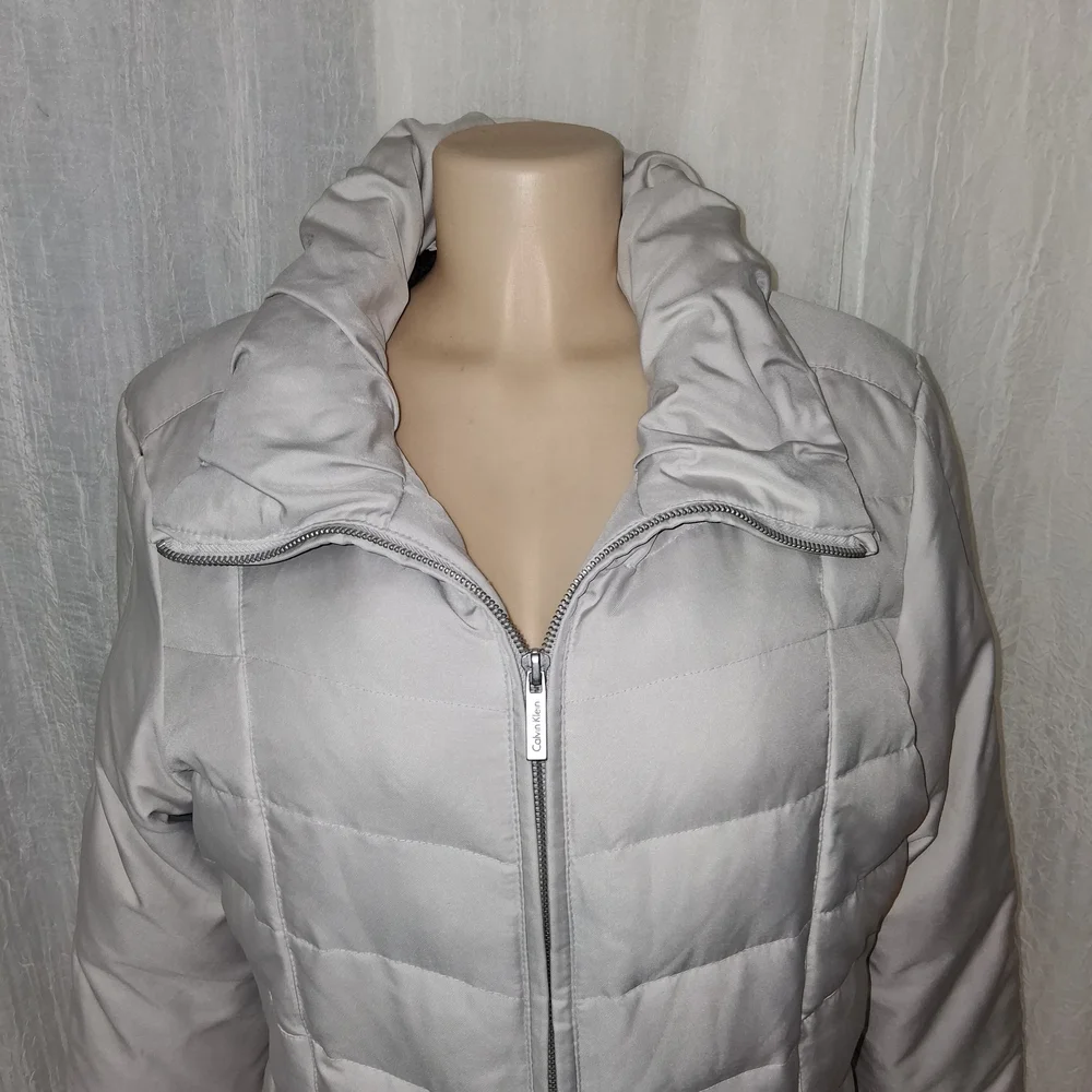 Calvin Klein Women's Metallic Gray Puffer Jacket Women Size L - Picture 3 of 12